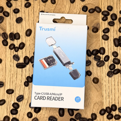Trusmi Type-C/USB-A/Micro/iP Card Reader